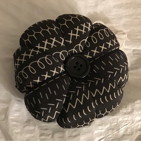 Pin Cushion Bundle - Picture 5 of 5